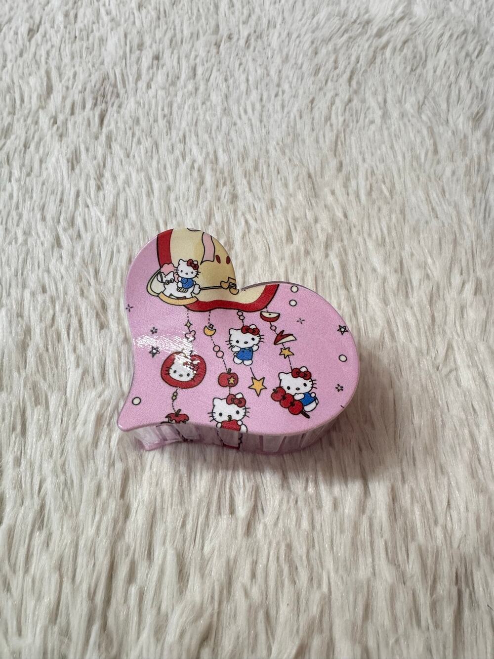 Sanrio Hello Kitty heart pink hair claw clip with Hello Kitty apples and stars